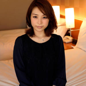 八乃翼
